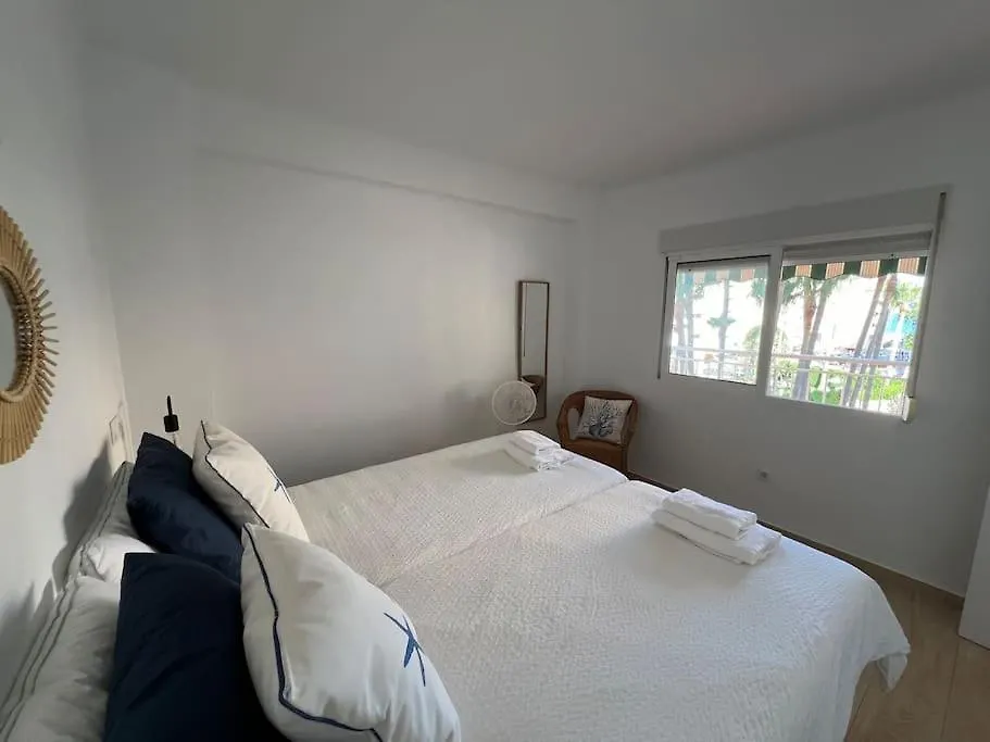 Apartamento En Paseo Maritimo De Torremolinos
