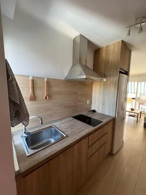 Apartamento En Paseo Maritimo De Torremolinos Apartment